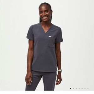 Figs Charcoal Scrub Top